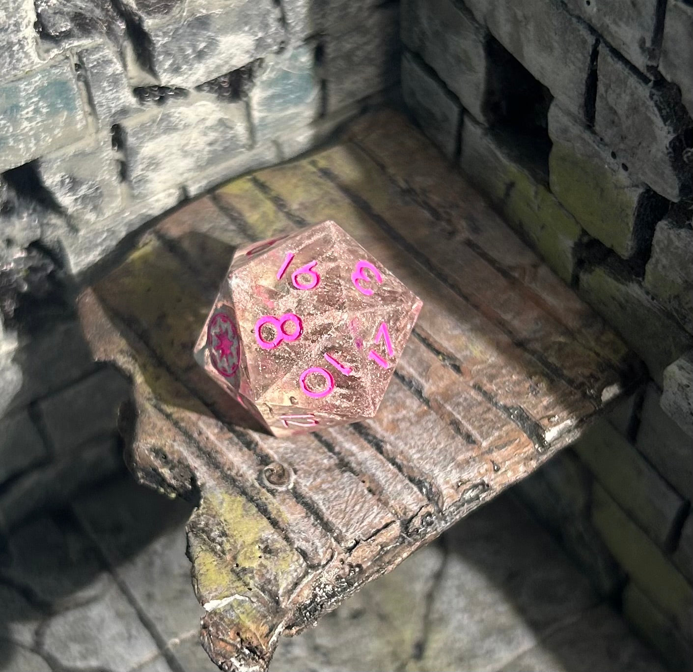 Pink Shimmer 20.5mm d20 - High Face Republic Symbol