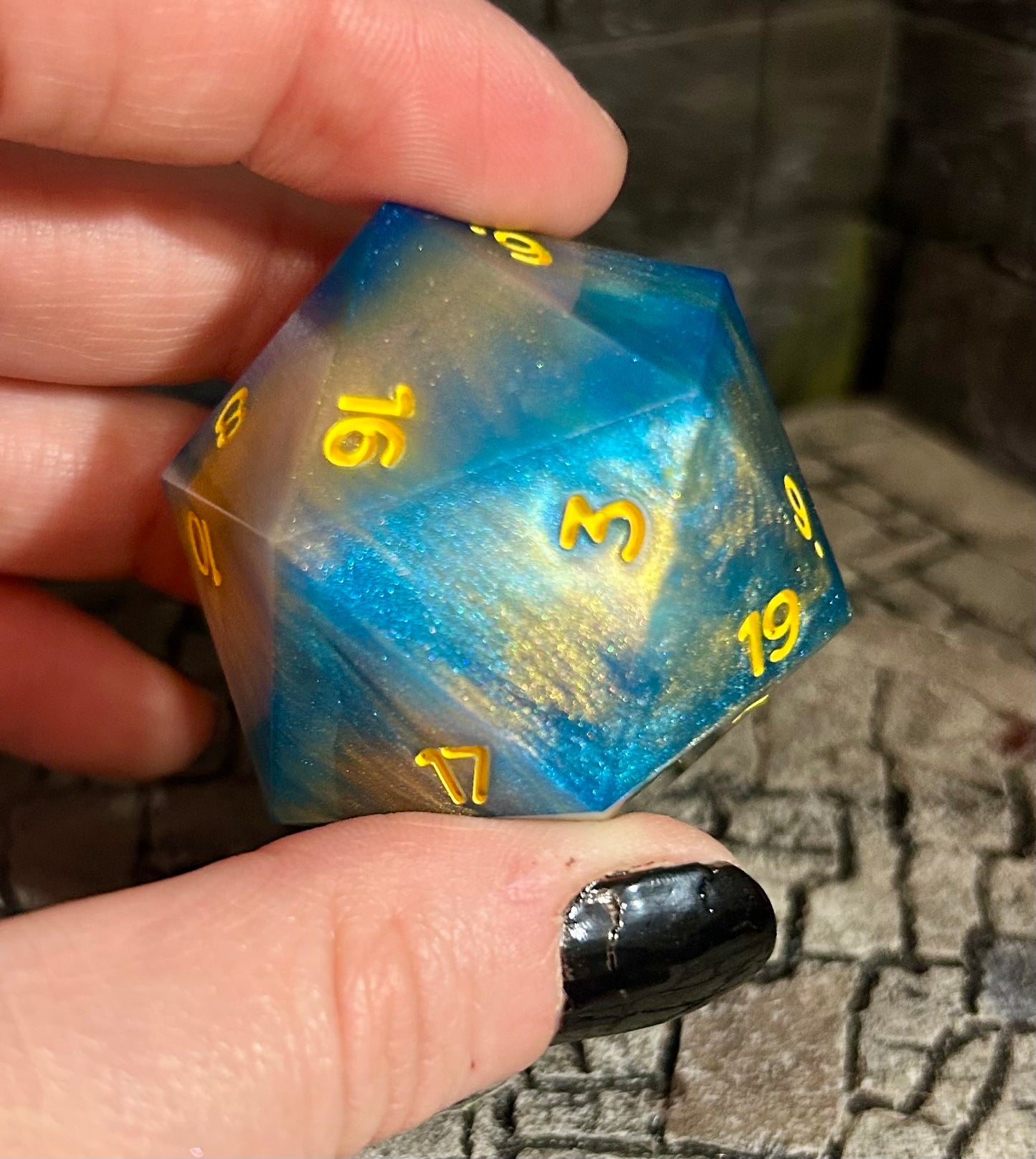 Celestial Sea 40mm d20 Chonk