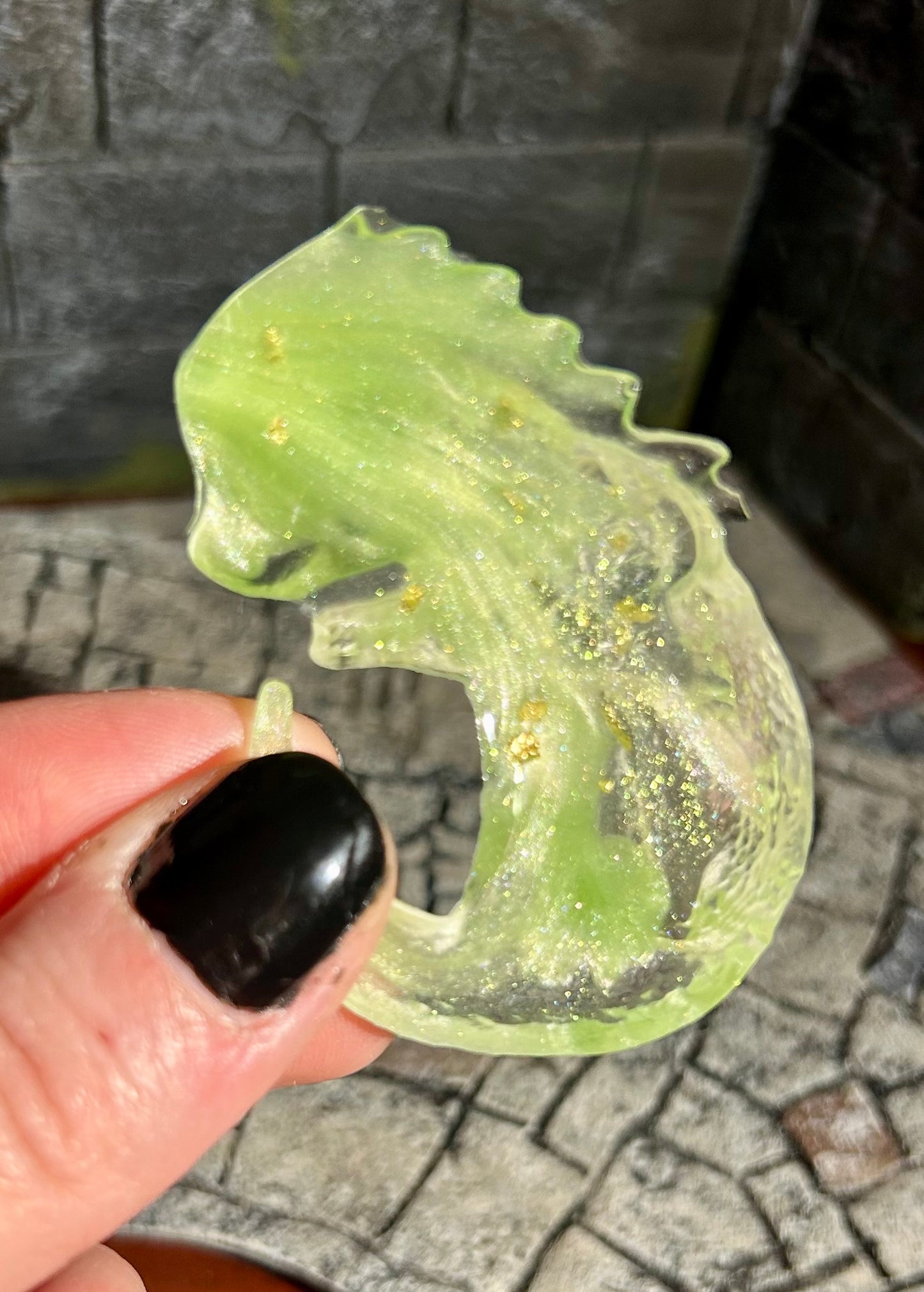 Green Right Facing Dice Guardian