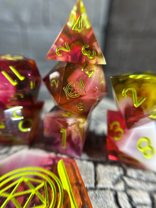 Manticore Venom 8-Piece Polyhedral Dice Set