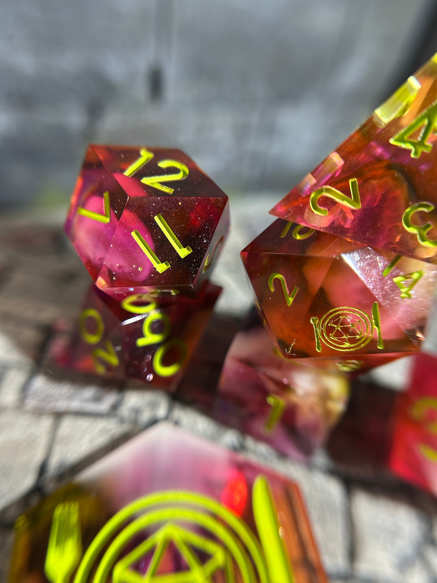 Manticore Venom 8-Piece Polyhedral Dice Set