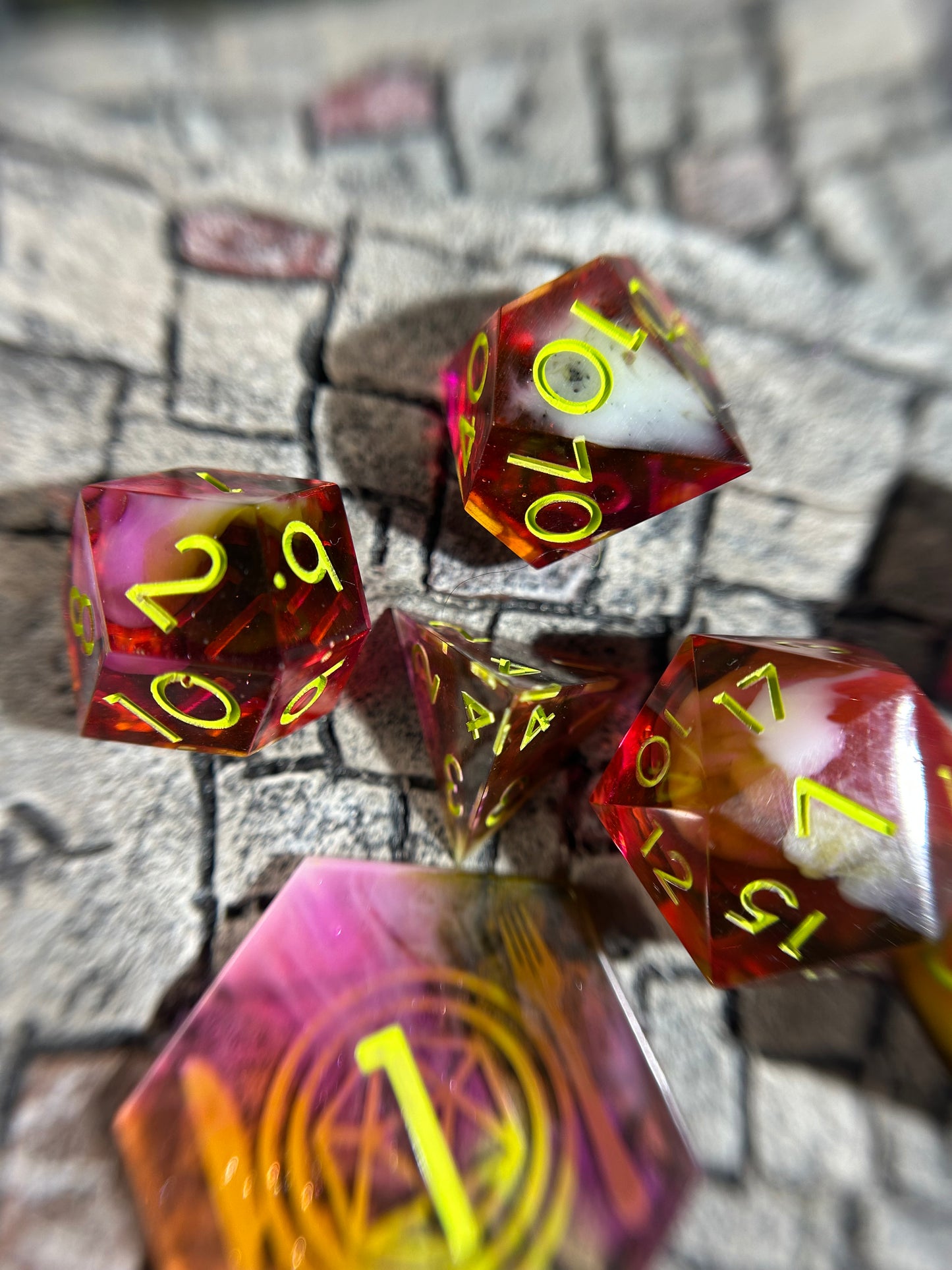 Manticore Venom 8-Piece Polyhedral Dice Set