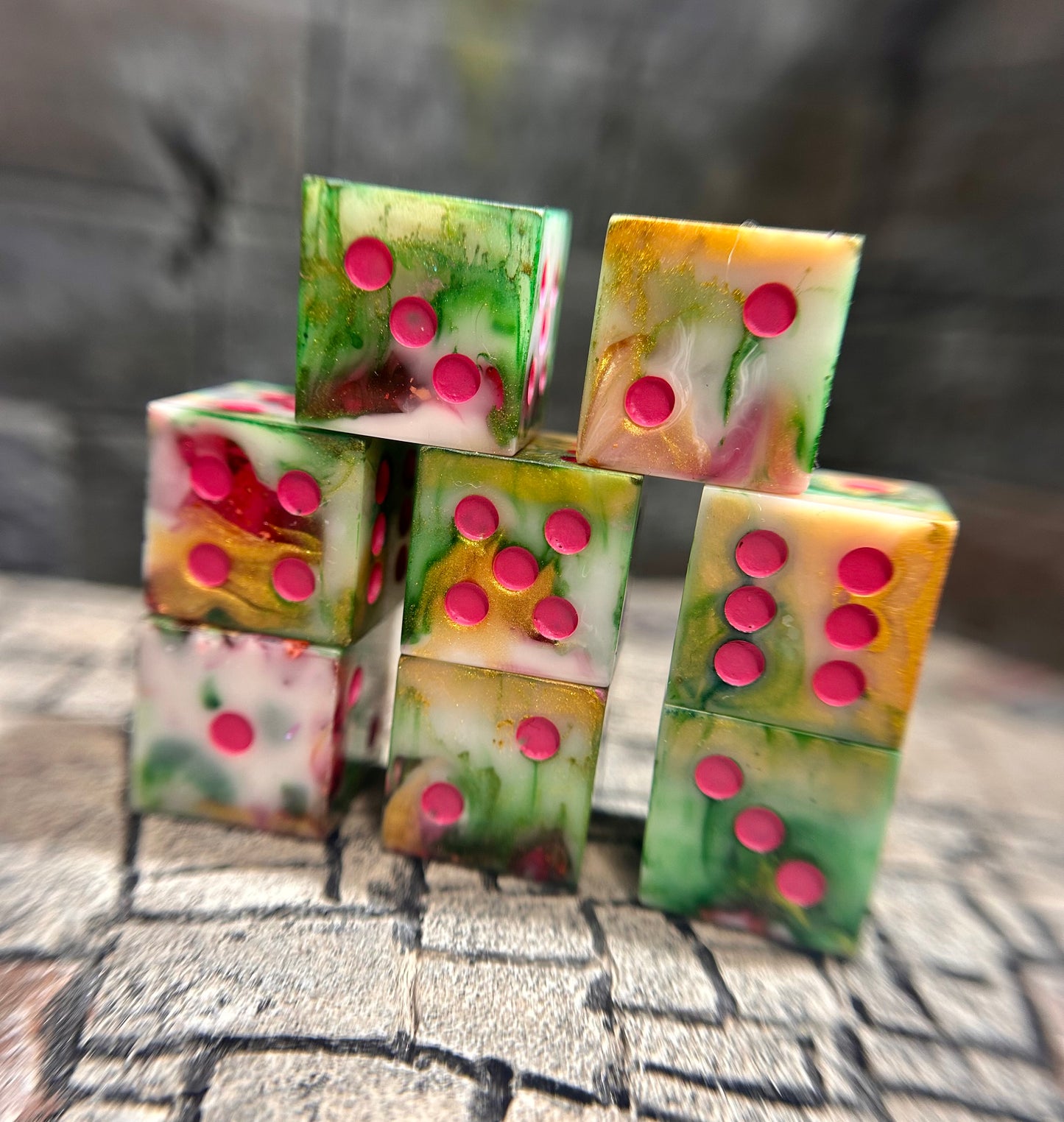 Mardi Gras 8-Piece D6 Dice Set