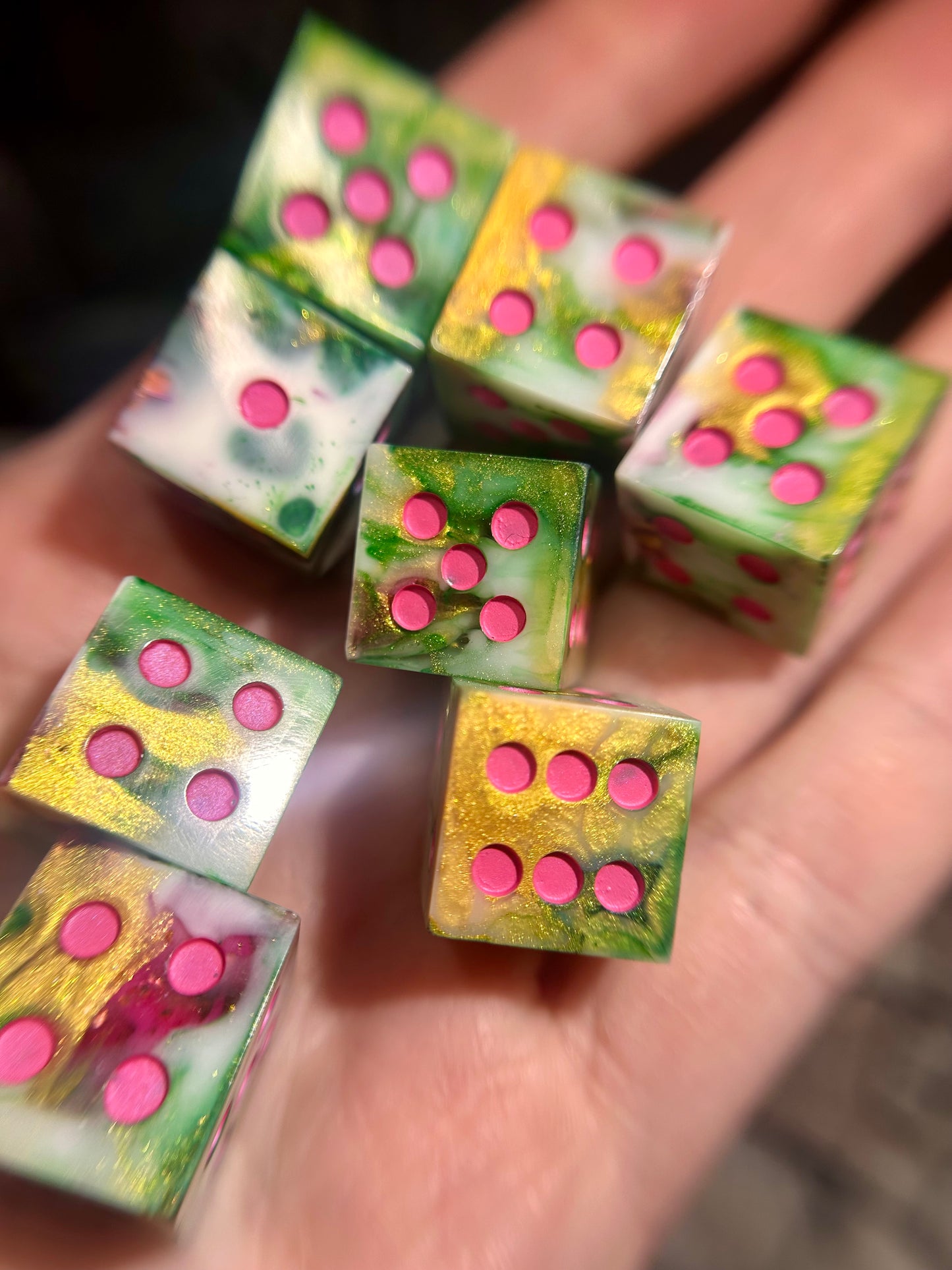 Mardi Gras 8-Piece D6 Dice Set