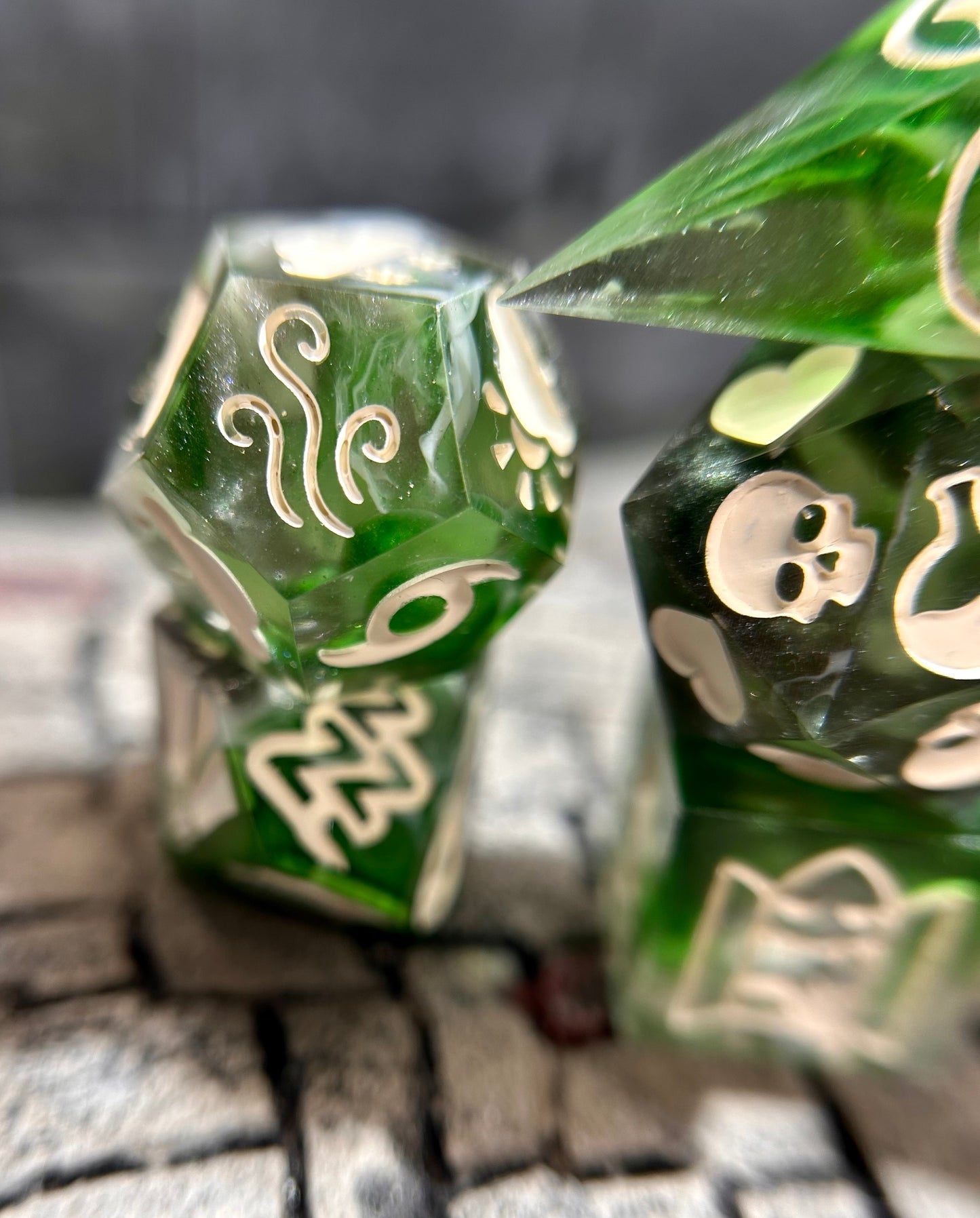 Grove-Bound 7-Piece Dungeon Master Polyhedral Dice Set